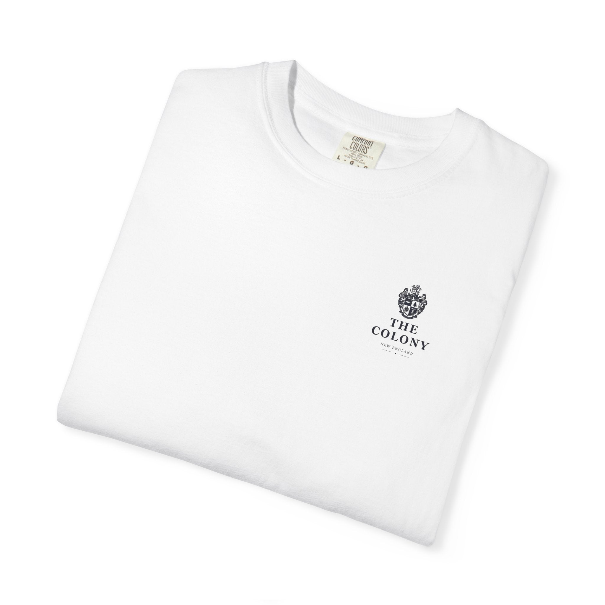 The Lobster New England T-shirt featuring a classic design in 100% ring-spun cotton, ideal for summer wear.